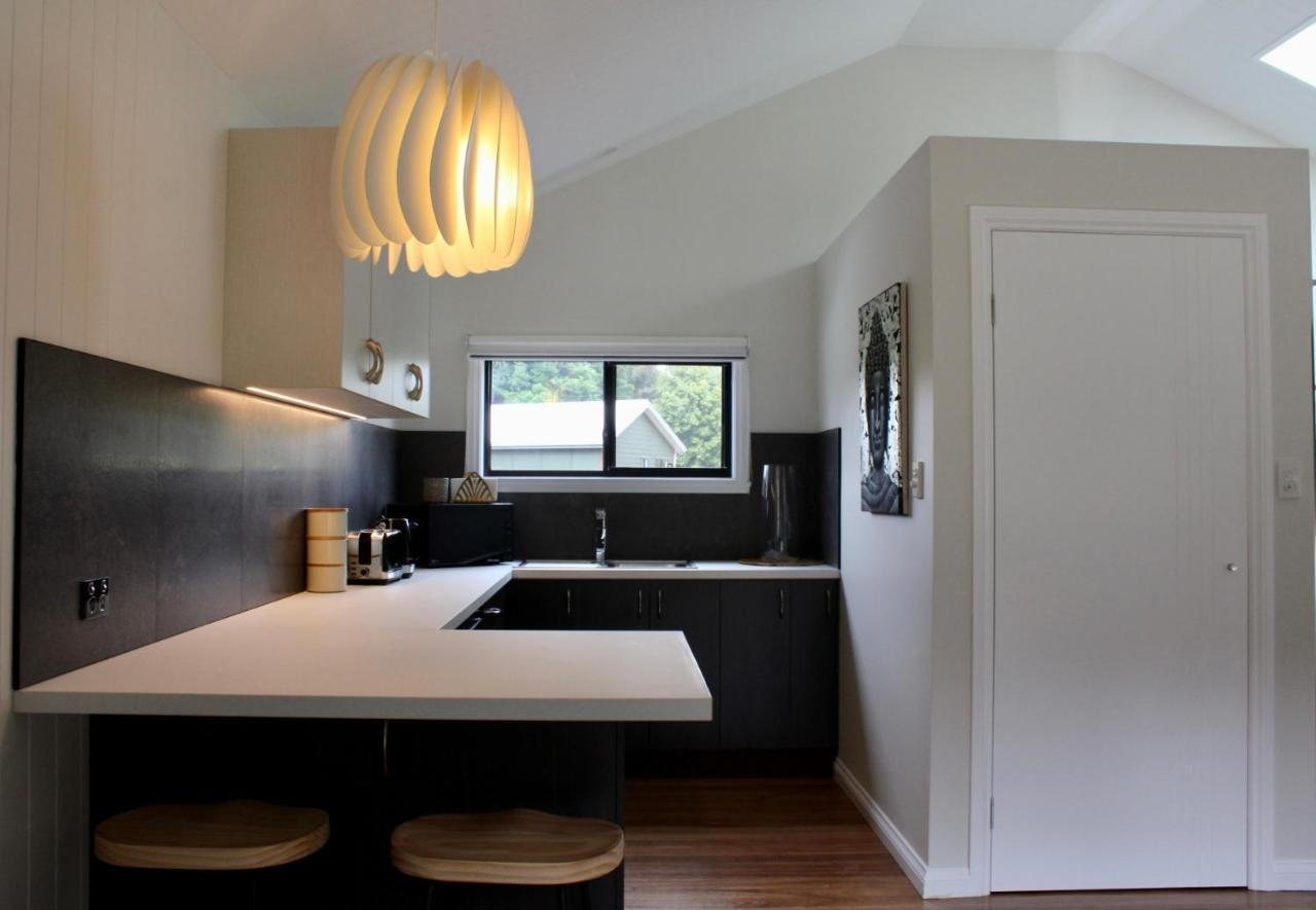 Hideaway Falls - Staggys Cottage Mapleton Bagian luar foto